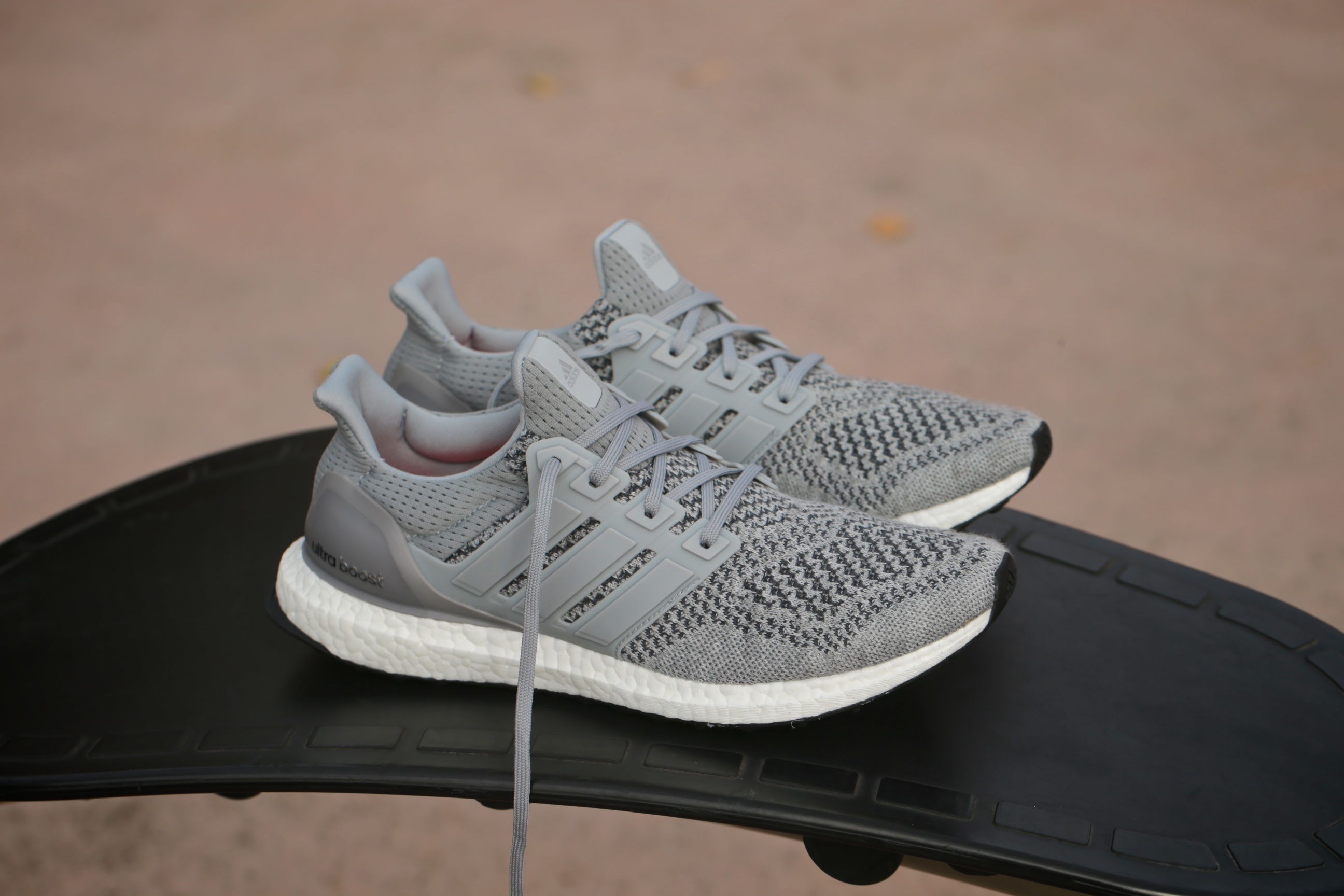 adidas ultra boost grey/silver metallic