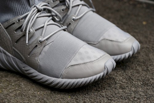 adidas Originals Tubular Doom "Luxe Textile" Pack - Ch Solid Grey / Metallic Silver / Metallic Silver