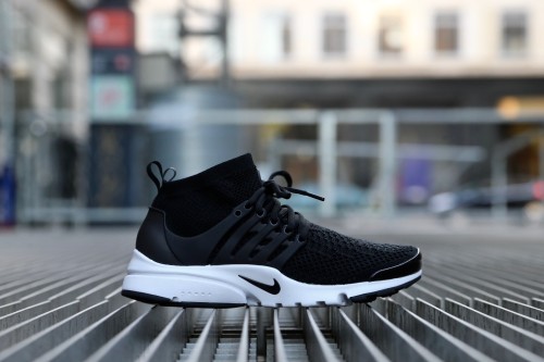 Nike W Air Presto Ultra Flyknit - Black / Black