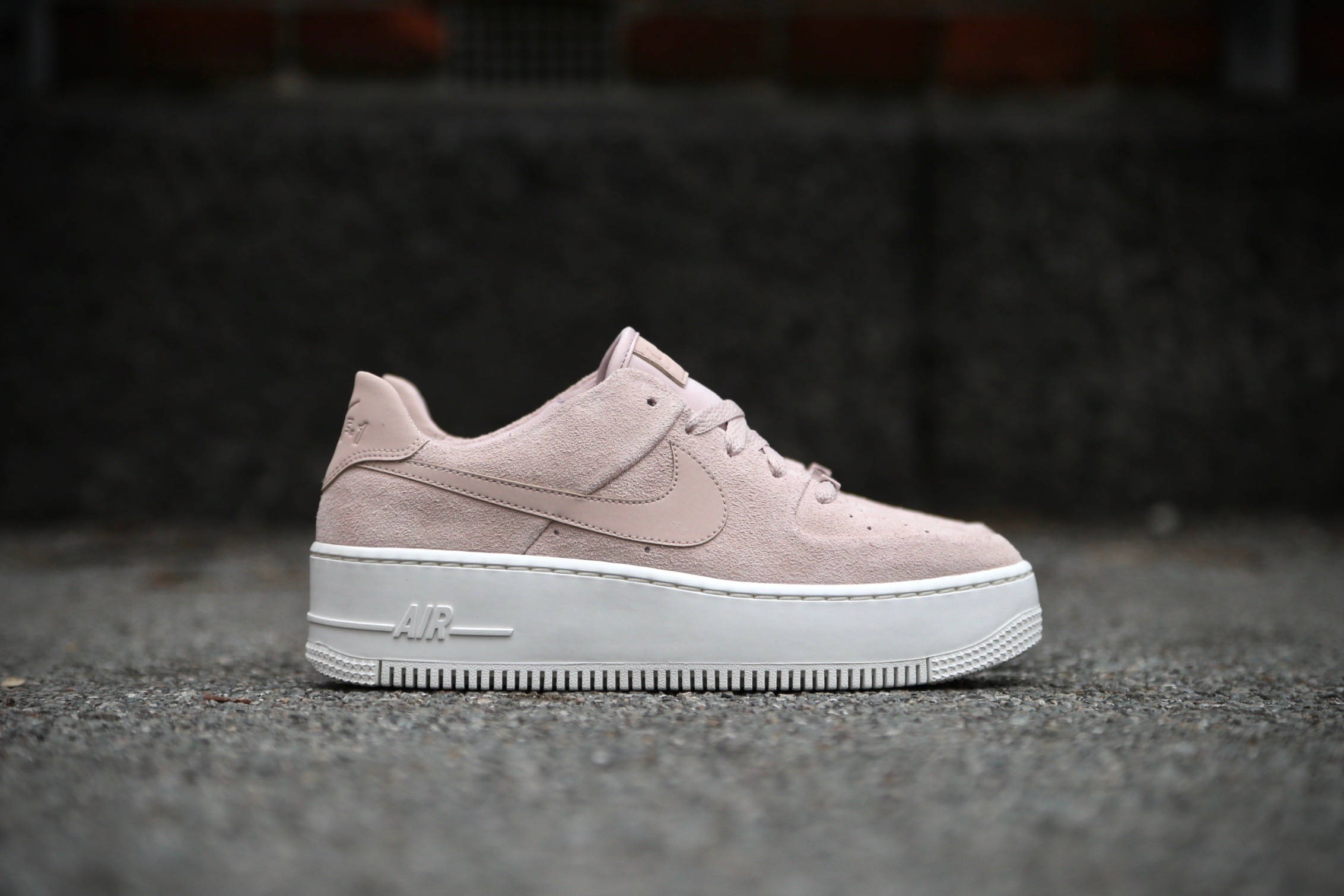 Nike W Air Force 1 Sage Low – Particle 